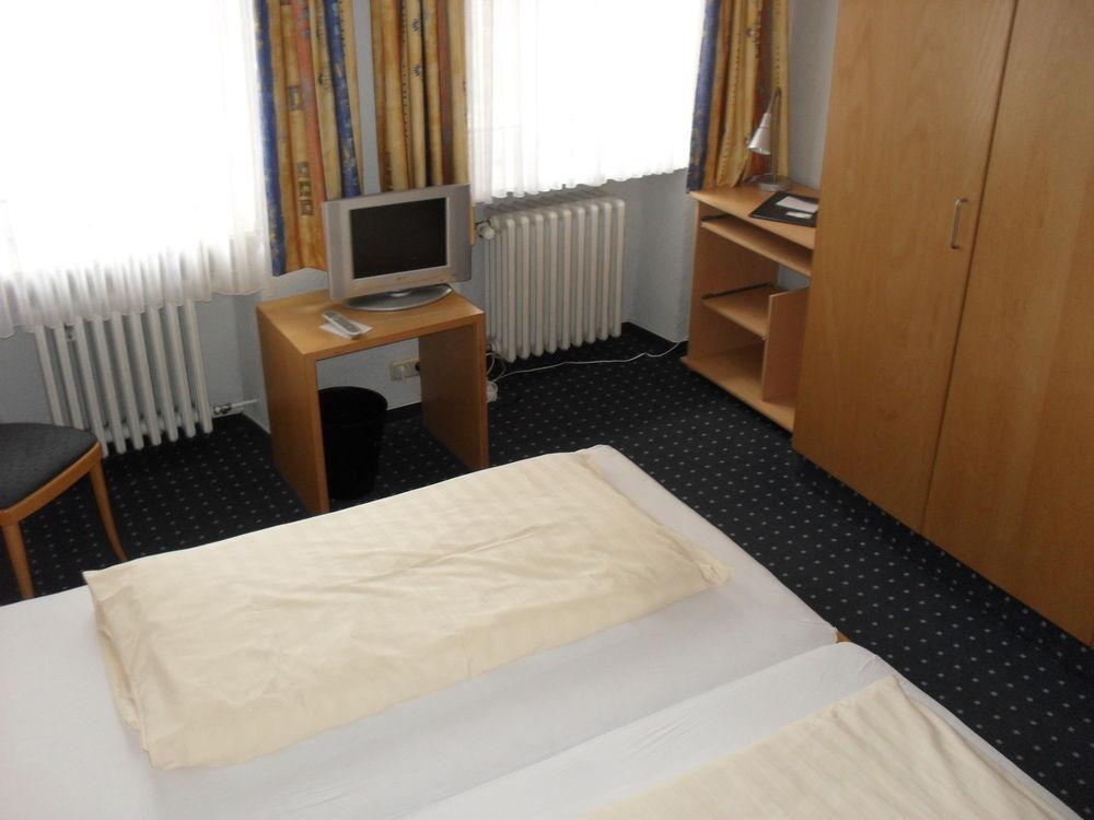 Hotel Am Ceresplatz Manderscheid Dış mekan fotoğraf